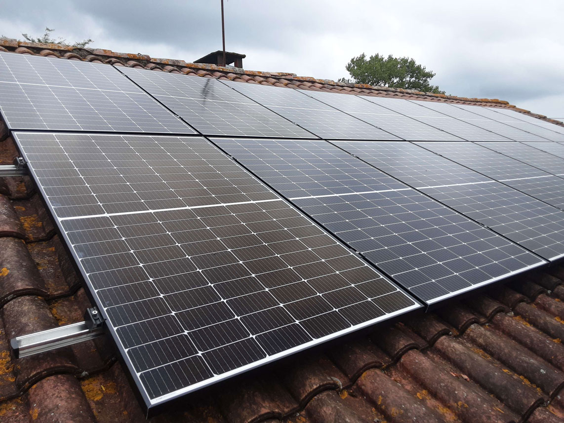 Installation photovoltaique Pomarez (40) - Thermonéo Solaire, artisan RGE pose panneaux solaires autoconsommation, revente - Etude sur mesure photovoltaïque, devis panneaux solaires gratuit