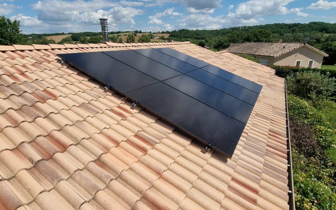 Projet photovoltaïque Particulier en Autoconsommation photovoltaïque à La-Salvetat-Belmontet – Installateur agréé SUNPOWER à Montauban, Tarn-et-Garonne