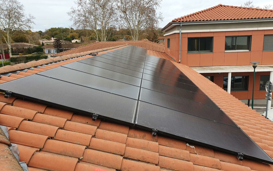 Installation photovoltaïque 33kWc en autoconsommation réalisée pour le CCAS de la commune de Fonsorbes – Entreprise RGE QualiPV