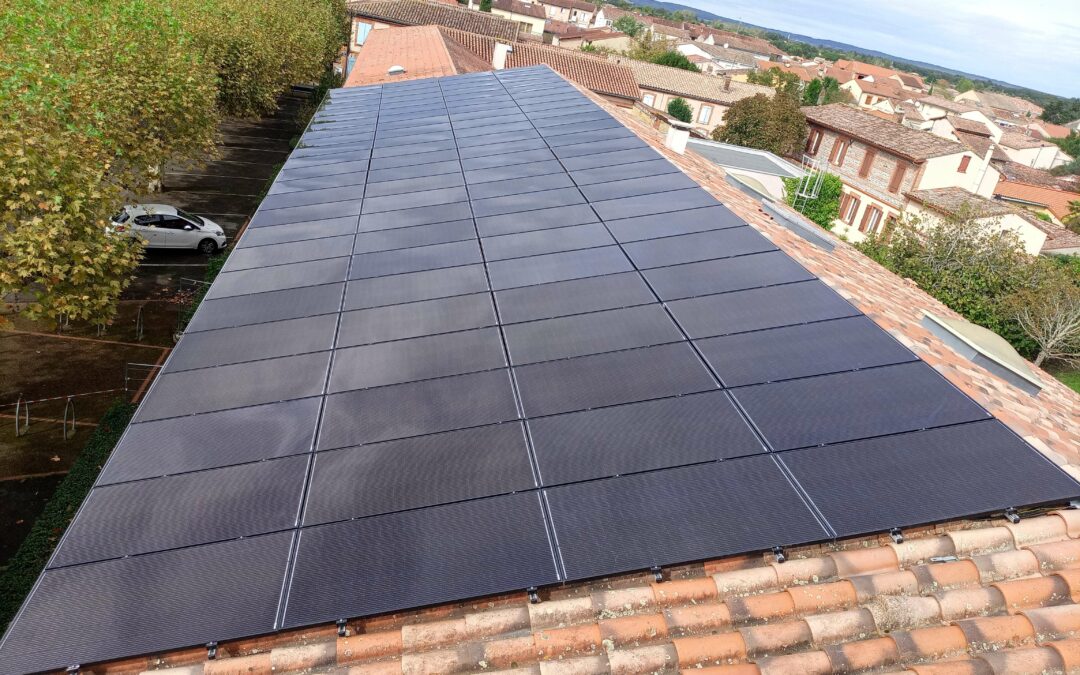 Réalisation d’une installation photovoltaïque de 36kWc – Médiathèque de Fonsorbes (31) – Installateur Photovoltaïque RGE professionnels, collectivités, mairies